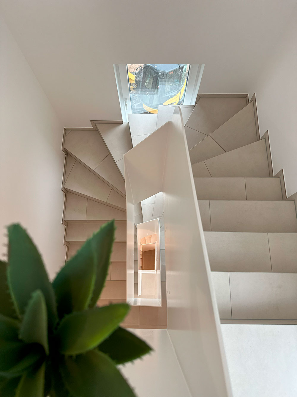 Garde corps escalier intérieur blanc